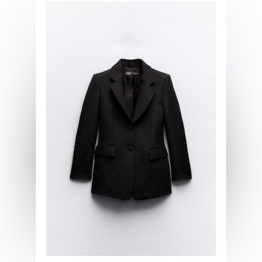 Zara women textured suit jacket. Small. NWT!